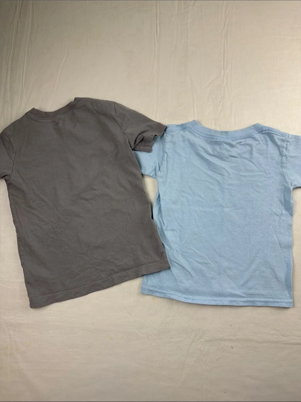 Boys T-shirt Bundle OshKosh B'gosh Gray Auto-Pilot Gildan Blue 'NO' Graphic 3T